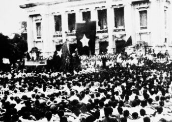 Cách mạng tháng Tám thành công